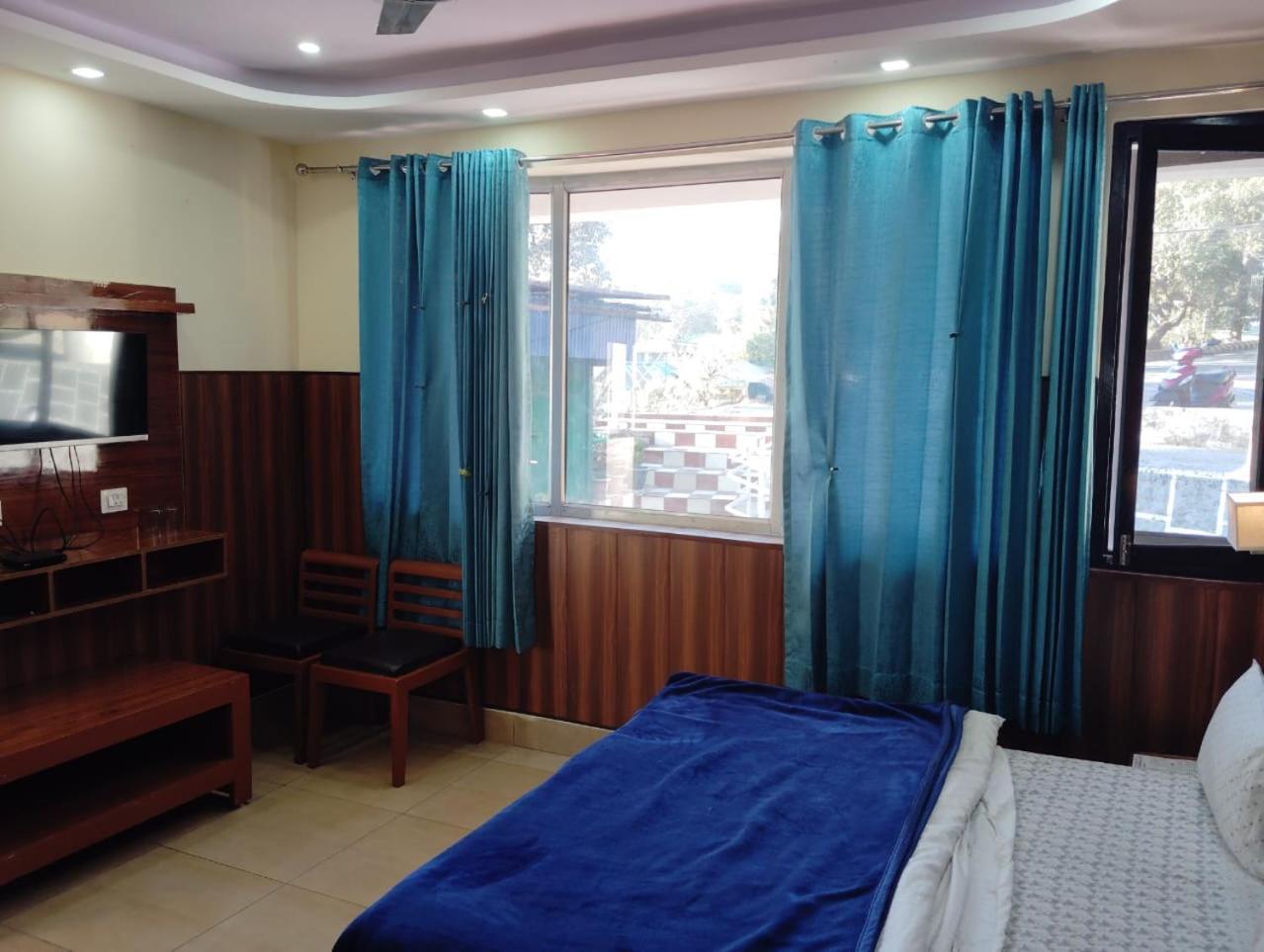 Arya Mansion Otel Lansdowne Dış mekan fotoğraf
